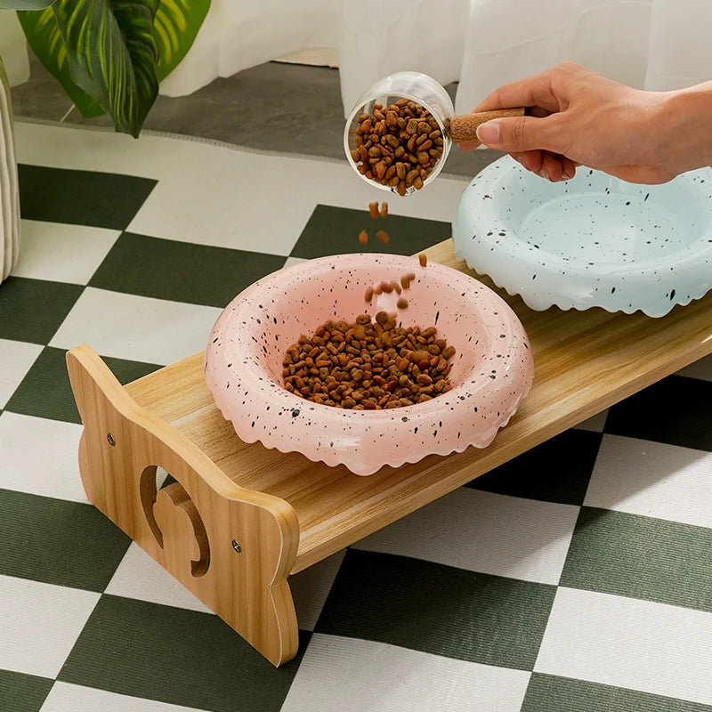 Tigela de cerâmica Jottoss para gatos e cachorros Rack de madeira Prateleira para tigela de pescoço para animais de estimação Tigela de comida para cães e gatos Altura crescente Mesa de jantar Tigela de comida para gatos Tigela dupla Rack tripé alto